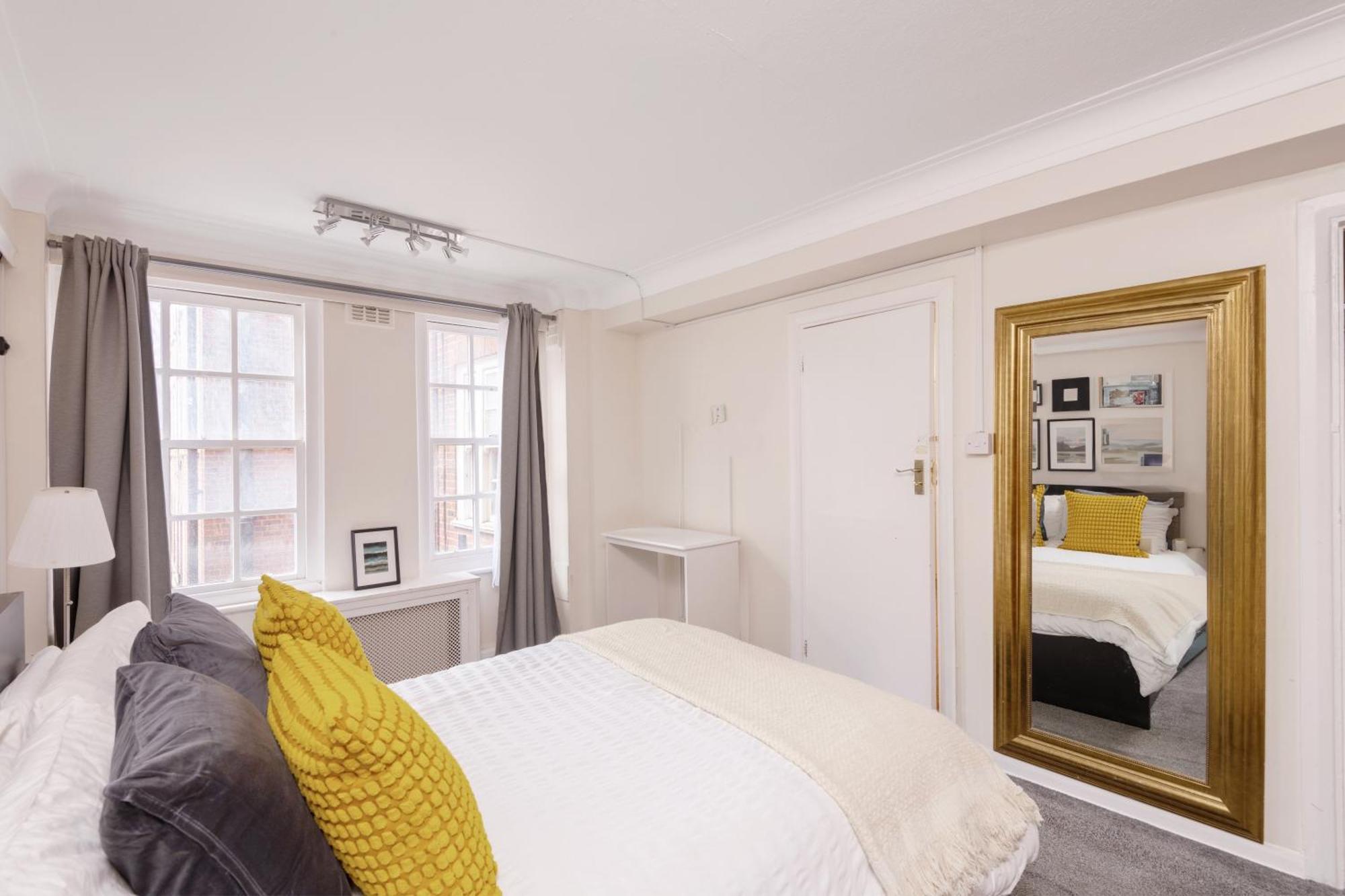 2-bed Marylebone With Concierge & Private Elevator - Next To Oxford Street, Selfridges & Hyde Park Londra