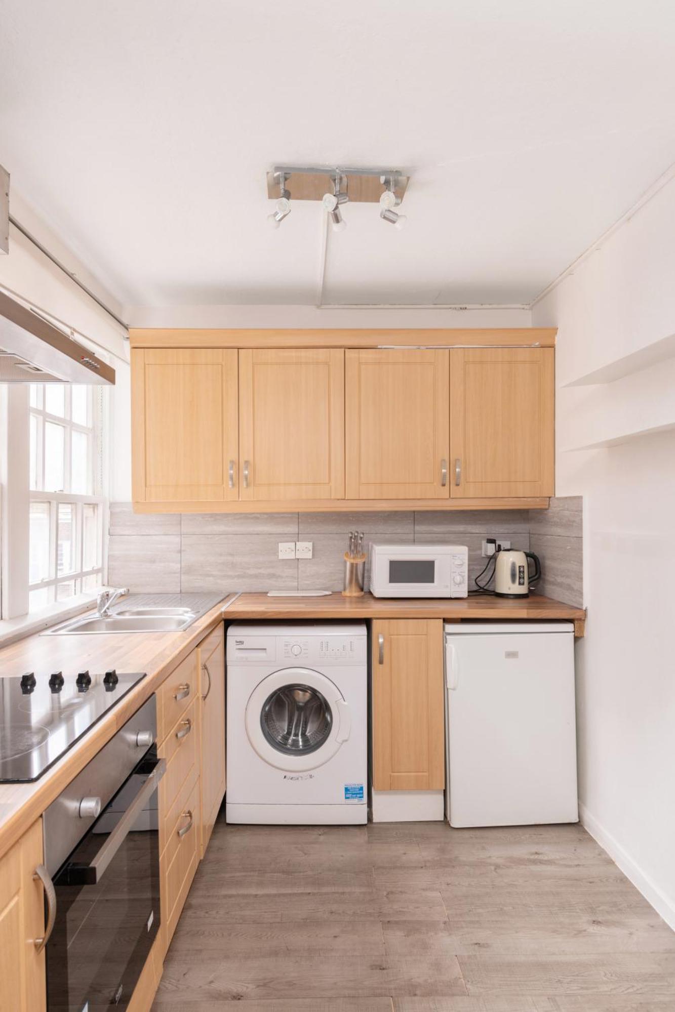 2-bed Marylebone With Concierge & Private Elevator - Next To Oxford Street, Selfridges & Hyde Park * Londra