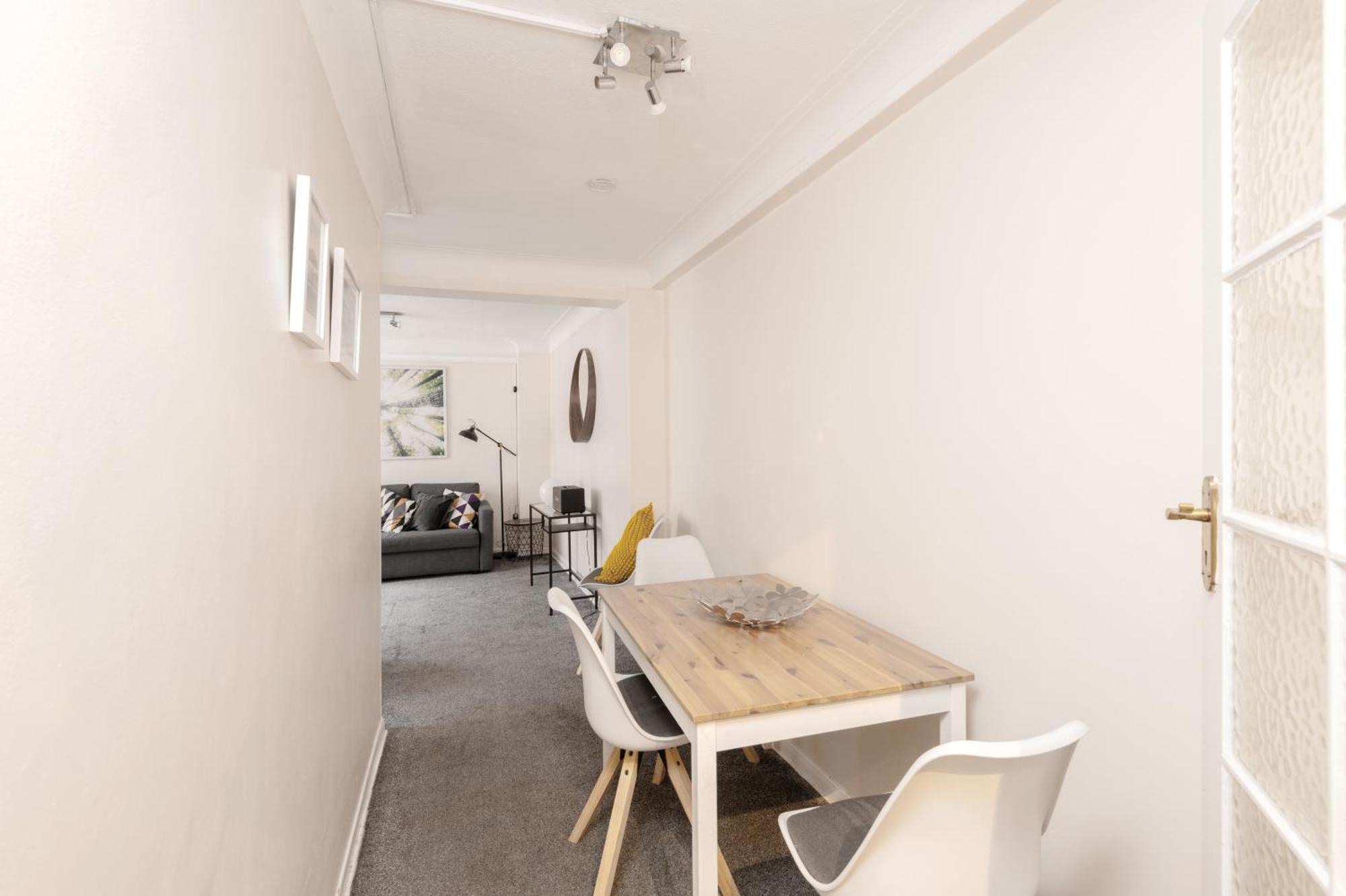 Appartamento 2-bed Marylebone With Concierge & Private Elevator - Next To Oxford Street, Selfridges & Hyde Park Londra