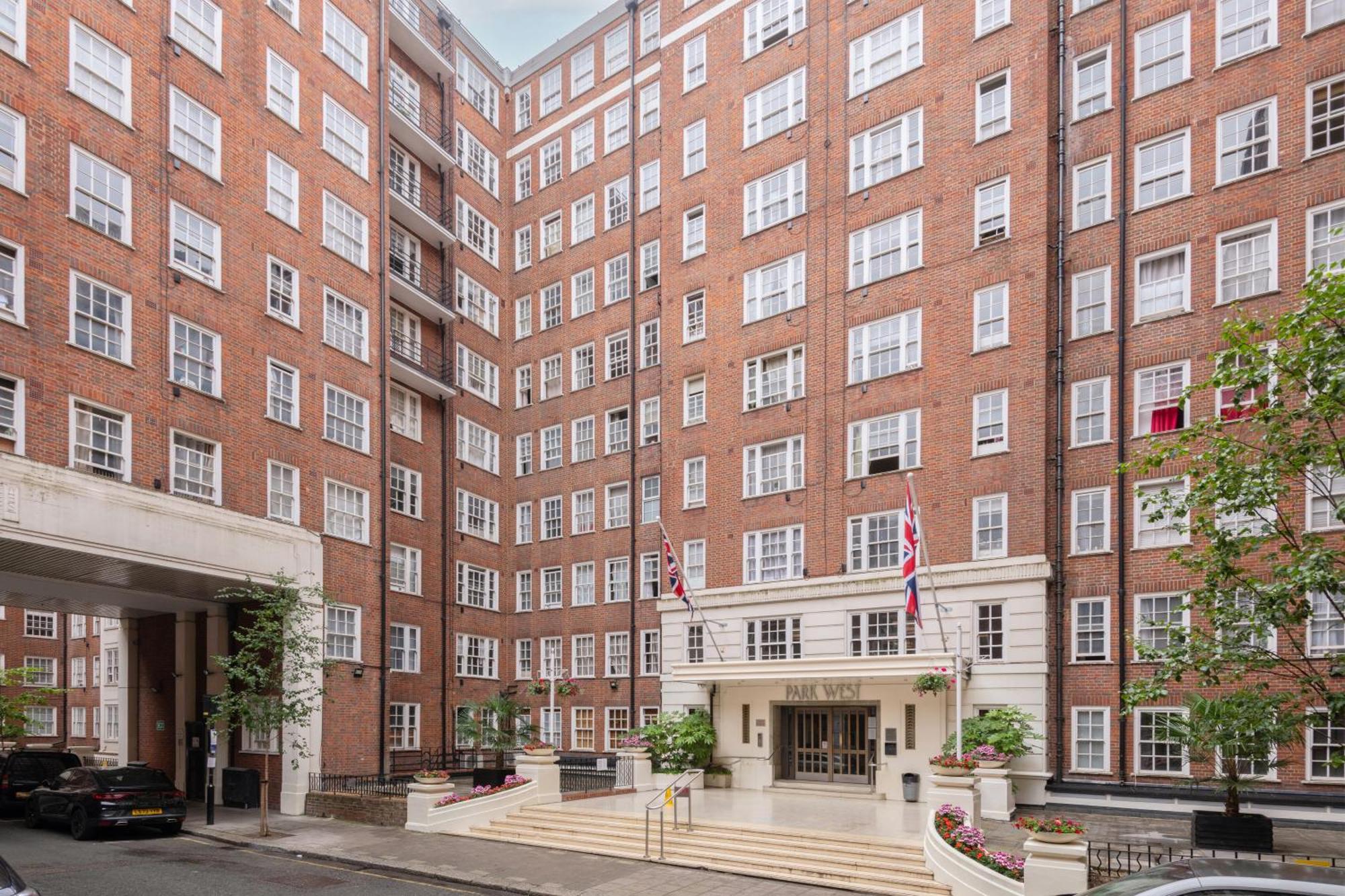 2-bed Marylebone With Concierge & Private Elevator - Next To Oxford Street, Selfridges & Hyde Park Appartamento